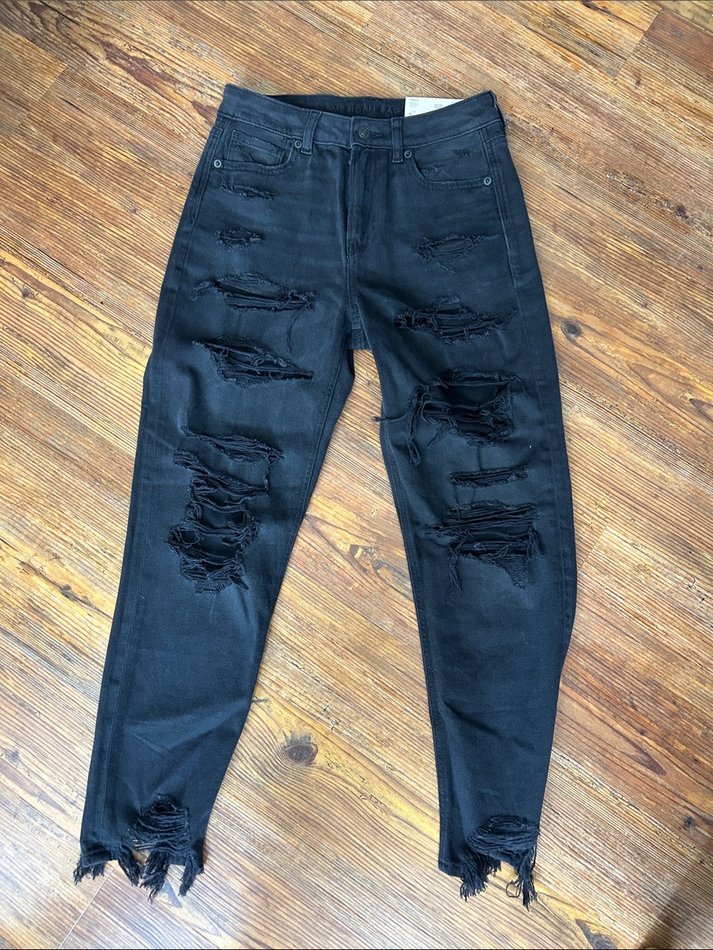 American Eagle Outfitters Black Distressed Mom Jean